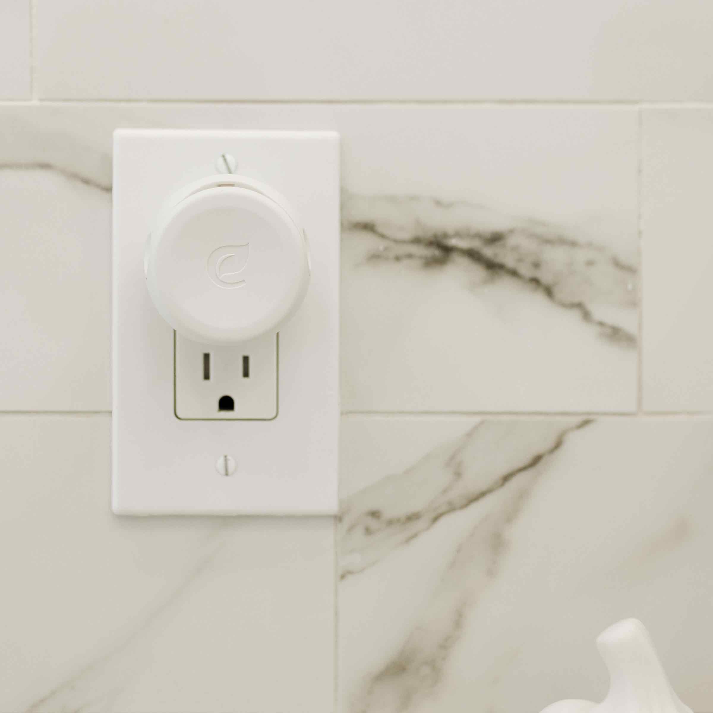 Plug-in Air Freshener Starter Set