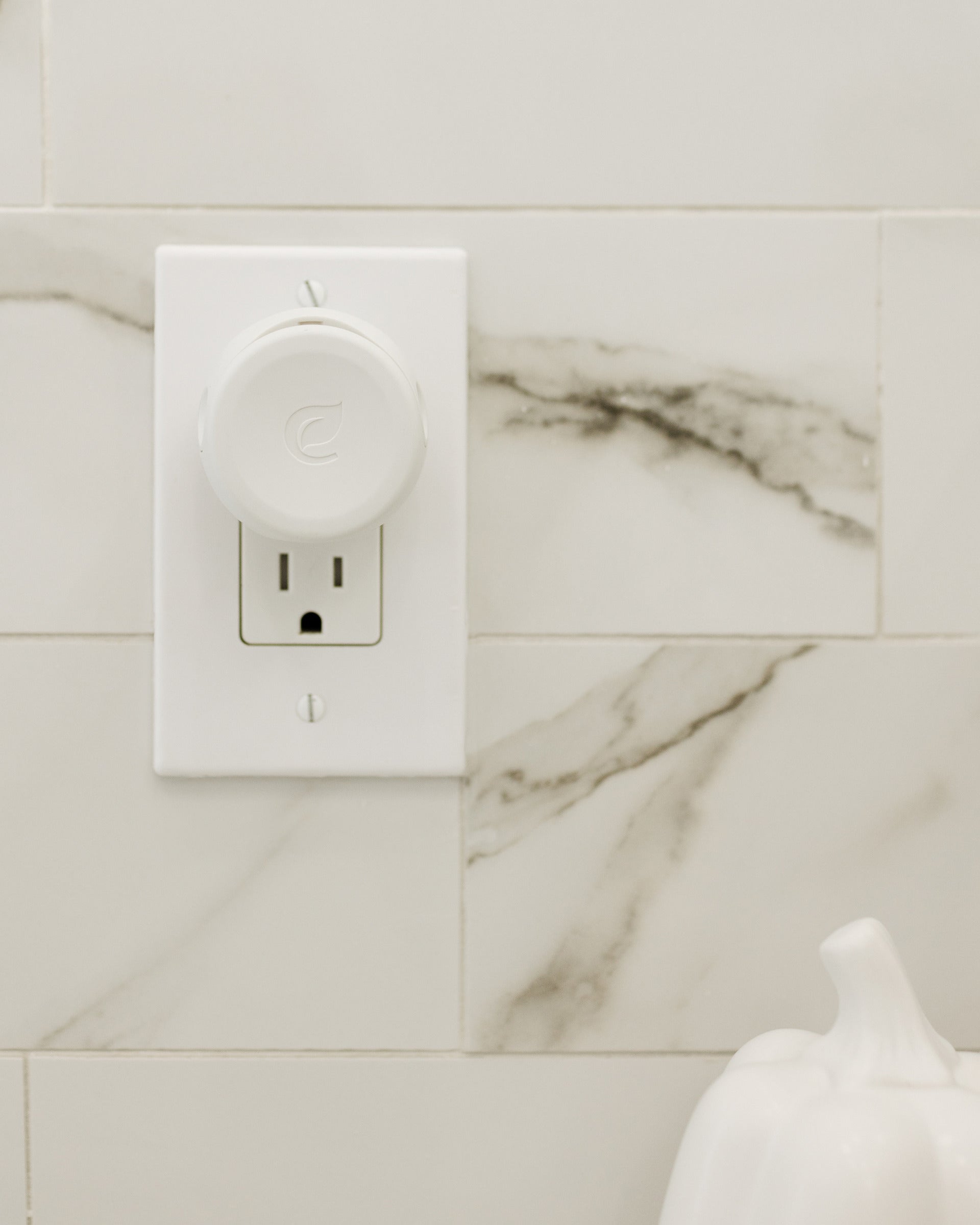 Plug-in Air Freshener Starter Set